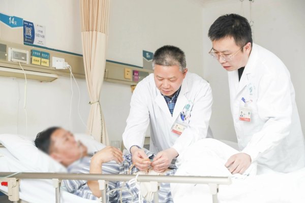 华锋优配快线 为中期肝癌患者提供更优治疗选择，上海专家团队最新成果登国际著名期刊